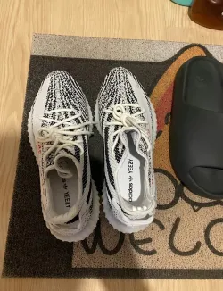 (OG)Fake Yeezy 350 V2 Zebra CP9654 review Sally Orlando