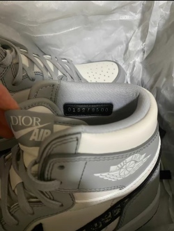 Dior x Air Jordan 1 High OG  CN8607-002 review Elliot Dierser 02