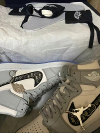 Dior x Air Jordan 1 High OG  CN8607-002 review 2