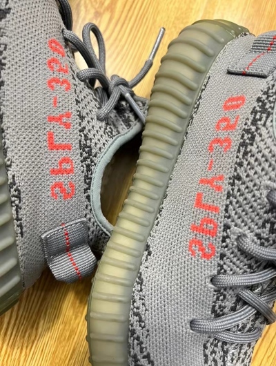 (OG)Fake Yeezy 350 V2 Beluga 2.0 AH2203 review Ferdinand Graham 01