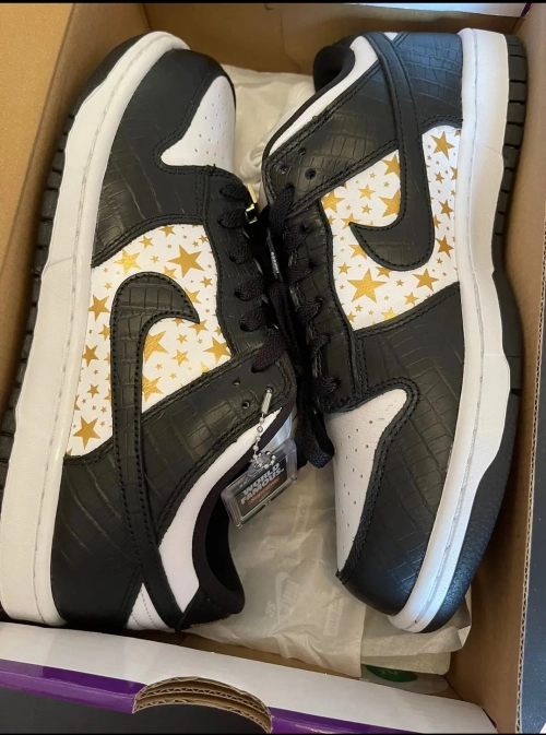 Supreme x Nike SB Dunk Low Black Stars DH3228-102  review 