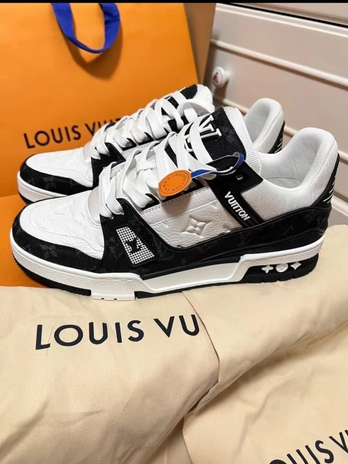 Louis Vuitton Trainer Black And White Cloth Cover  VL1202 review 