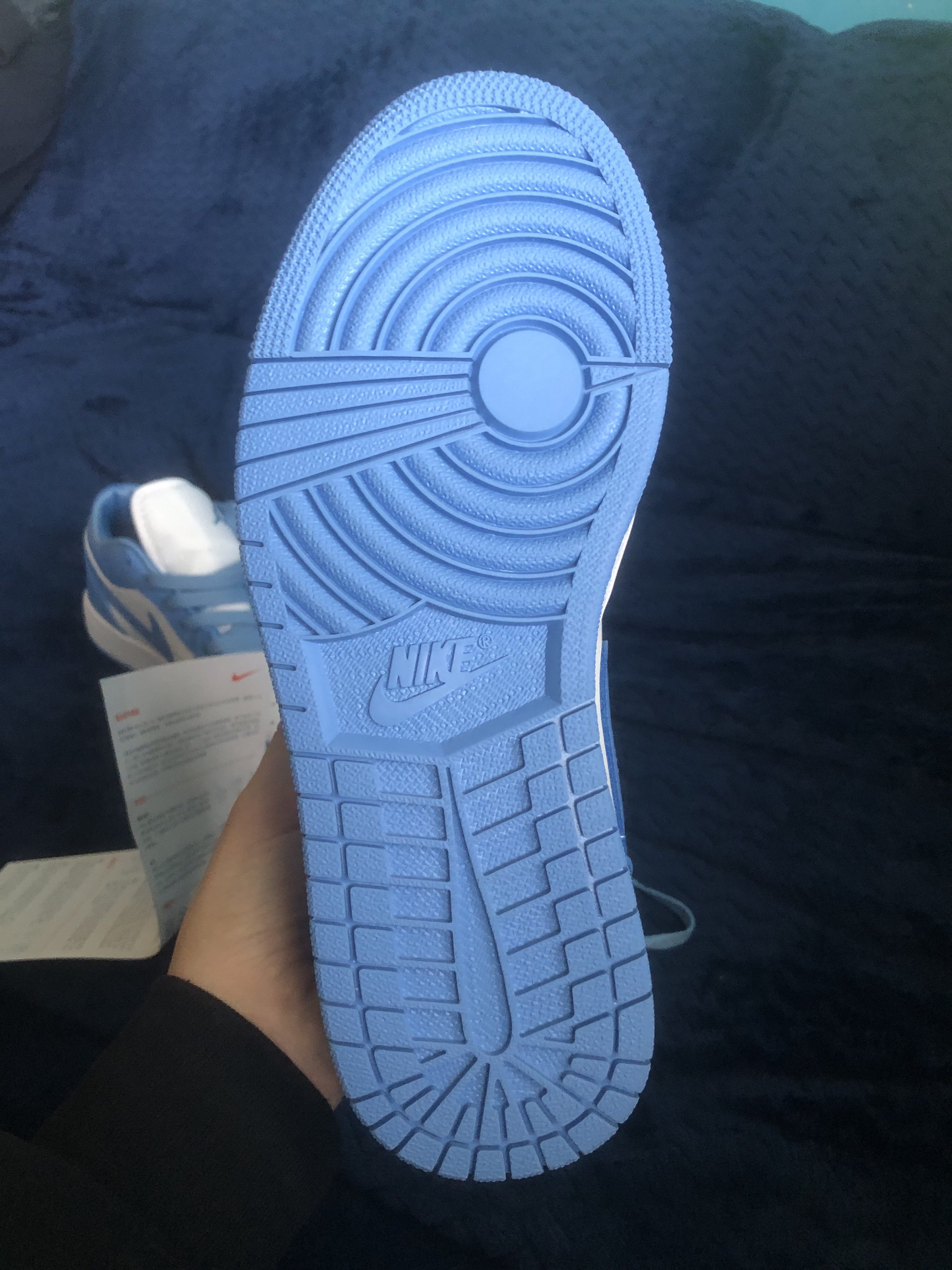 Air Jordan 1 Low UNC (W) AO9944-441 review Air Jordan 1 Low UNC (W) AO9944-441 01