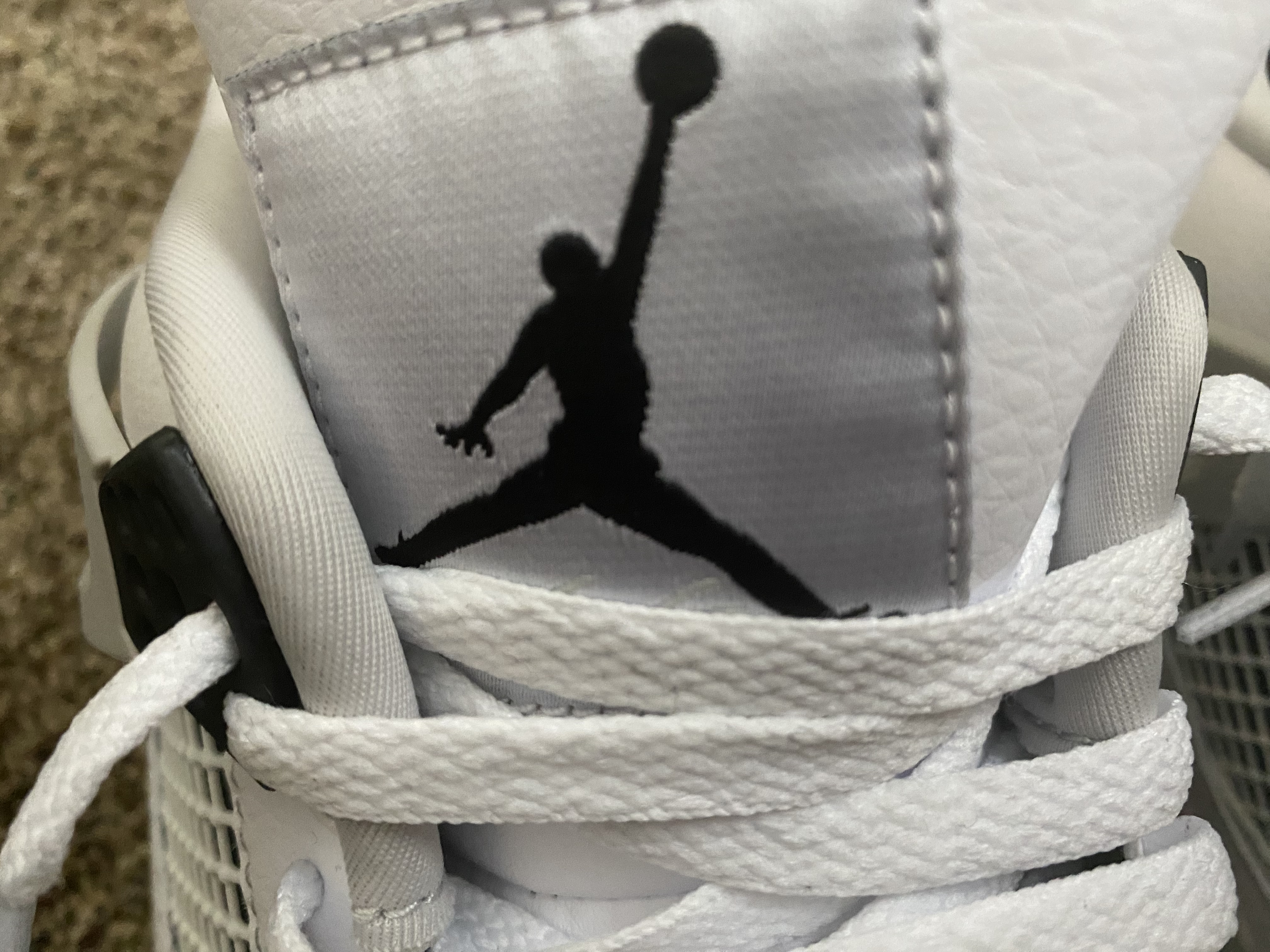 Air Jordan 4 Retro Military Black DH6927-11 review kkk 00