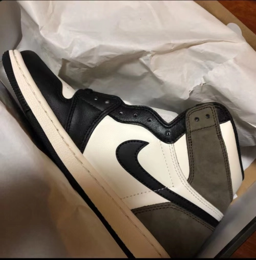 Air Jordan 1 Retro High Dark Mocha 555088-105(Top Quality) review 