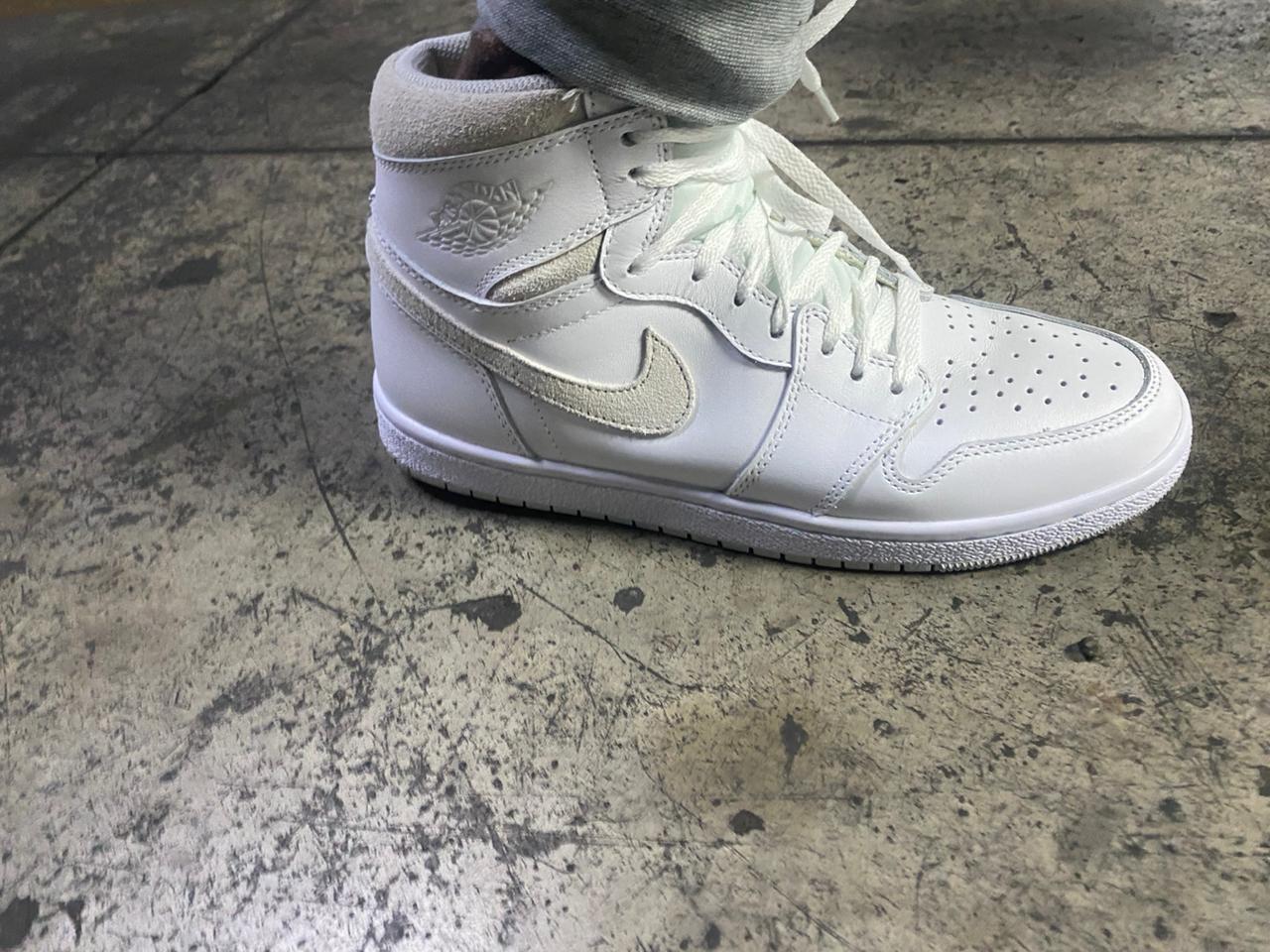 Air Jordan 1 Retro High 85 Neutral Grey BQ4422-100 review Bing Aly