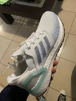 Adidas Ultra BOOST  20 White Light Blue FY3454 review Finn Taylor
