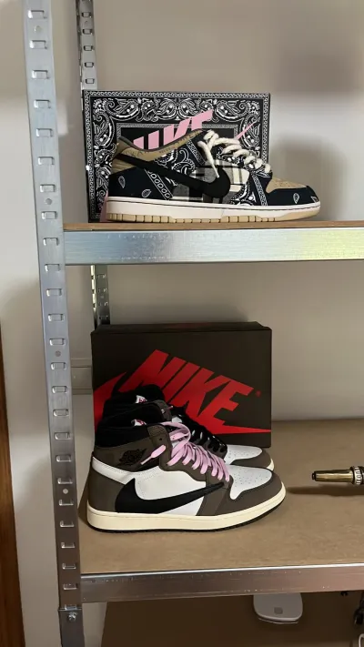 Dope Sneakers Travis Scott x Nike SB Dunk Low CT5053-001  review nicolas