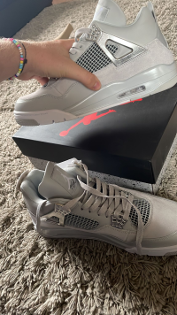 Air Jordan 4 WMNS “Frozen Moments” AQ9129-001 review 0