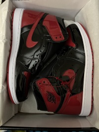 Air Jordan 1 High OG Bred Patent 555088-063 review 0