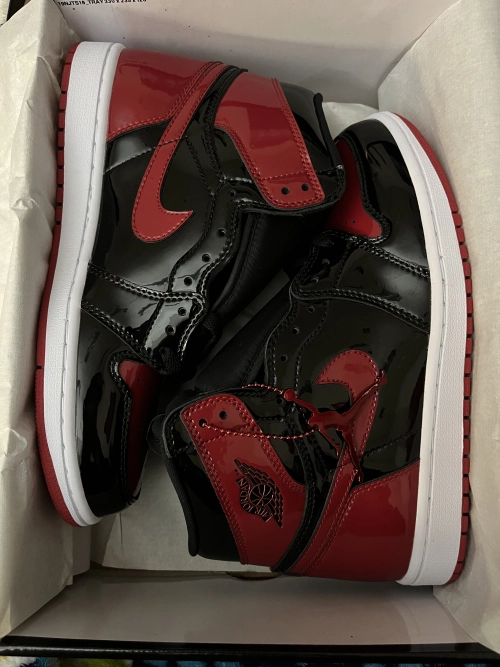 Air Jordan 1 High OG Bred Patent 555088-063 review 