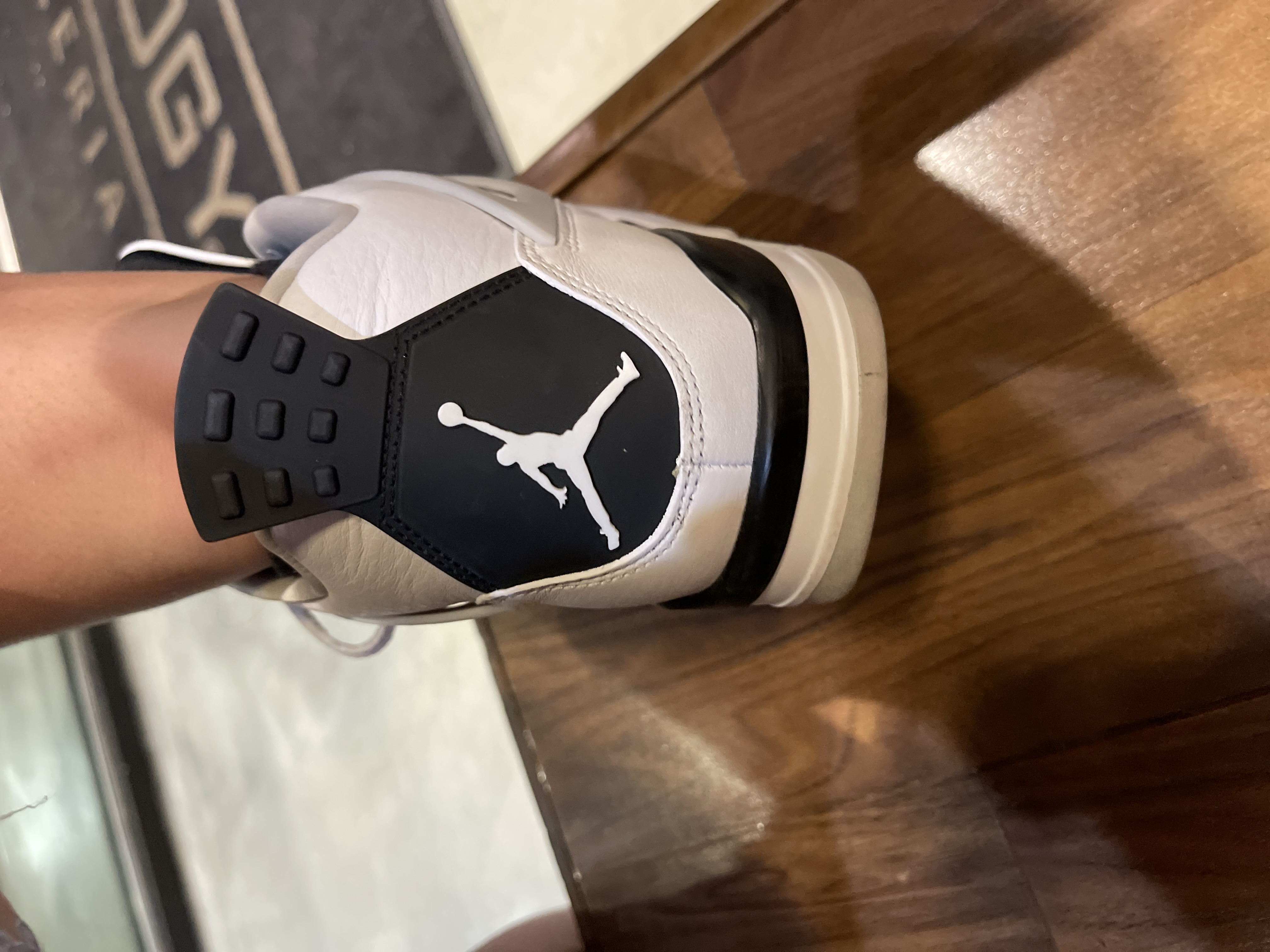 Air Jordan 4 Retro Military Black DH6927-111(Top Quality) review Ángel 02