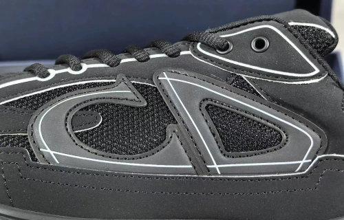 Dior B30 Triple Black 3SN279ZRF_H900 (Reflective) review 