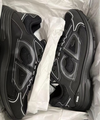 Dior B30 Triple Black 3SN279ZRF_H900 (Reflective) review Wreford Mcintyre