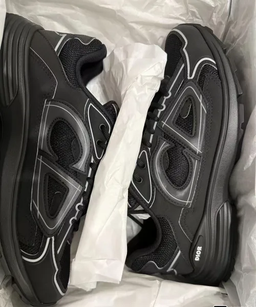 Dior B30 Triple Black 3SN279ZRF_H900 (Reflective) review 