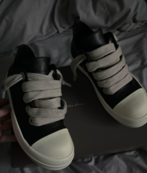 RICK OWENS Black Bread black AU02G7893 LLPW2 review Michelle Newton