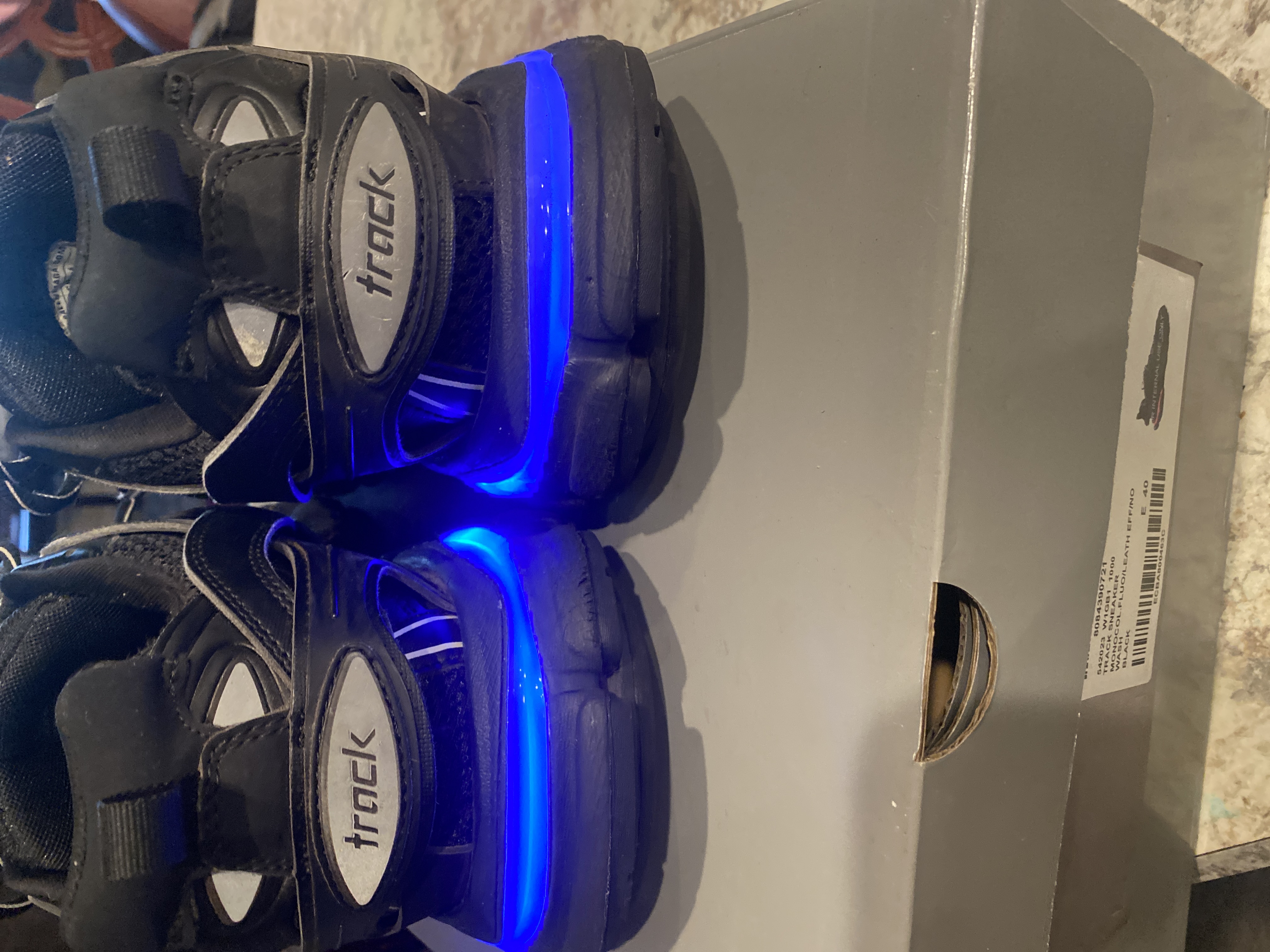 Balenciaga Track LED Black 555032 W1GB7 1000  review Elijah 03