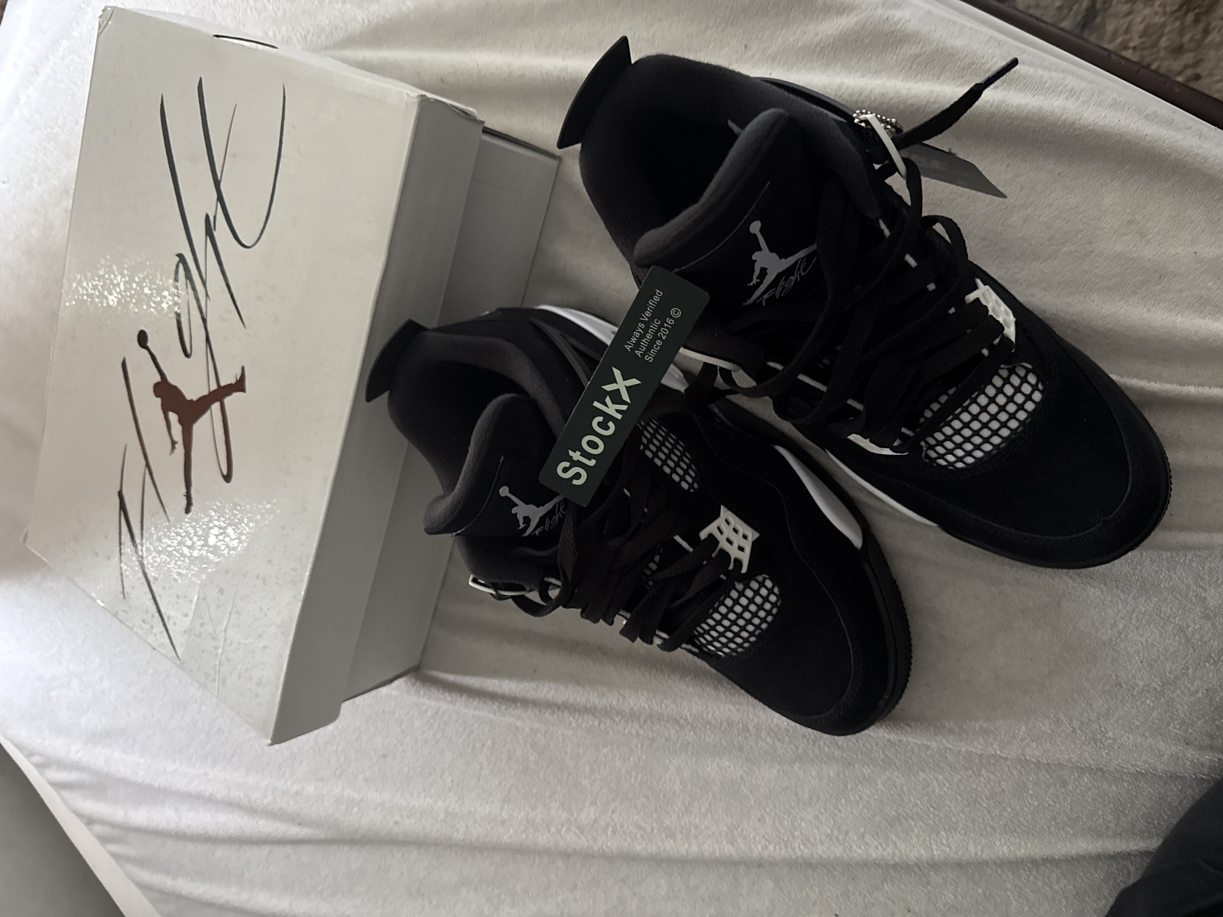 Air Jordan 4 Retro White Thunder FQ8138-001(Top Quality) review Hosam obaid 00