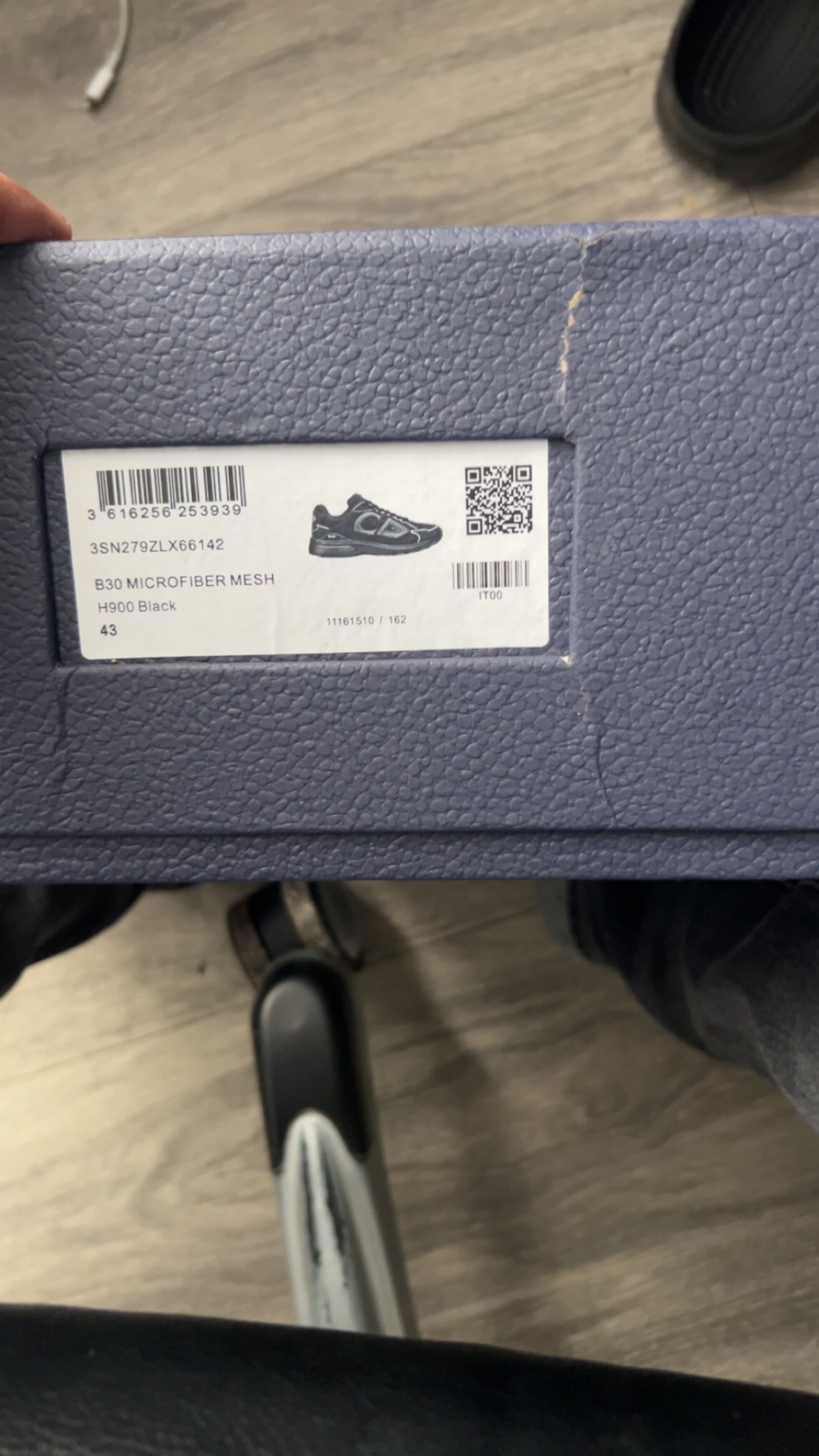 Dior B30 Triple Black 3SN279ZRF_H900 (Reflective) review quan 00