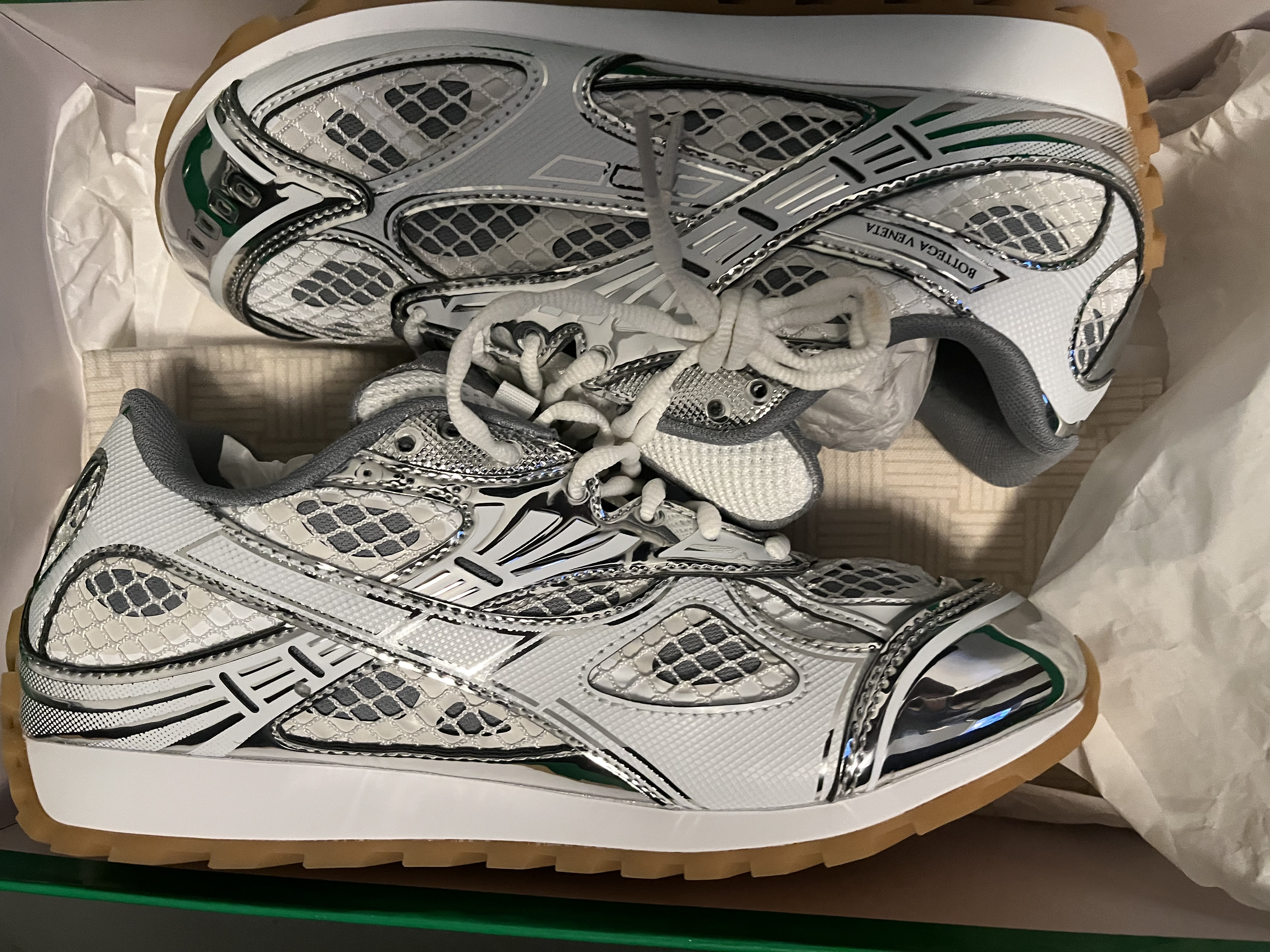 Bottega Veneta Orbit Silver  Reps review Aye