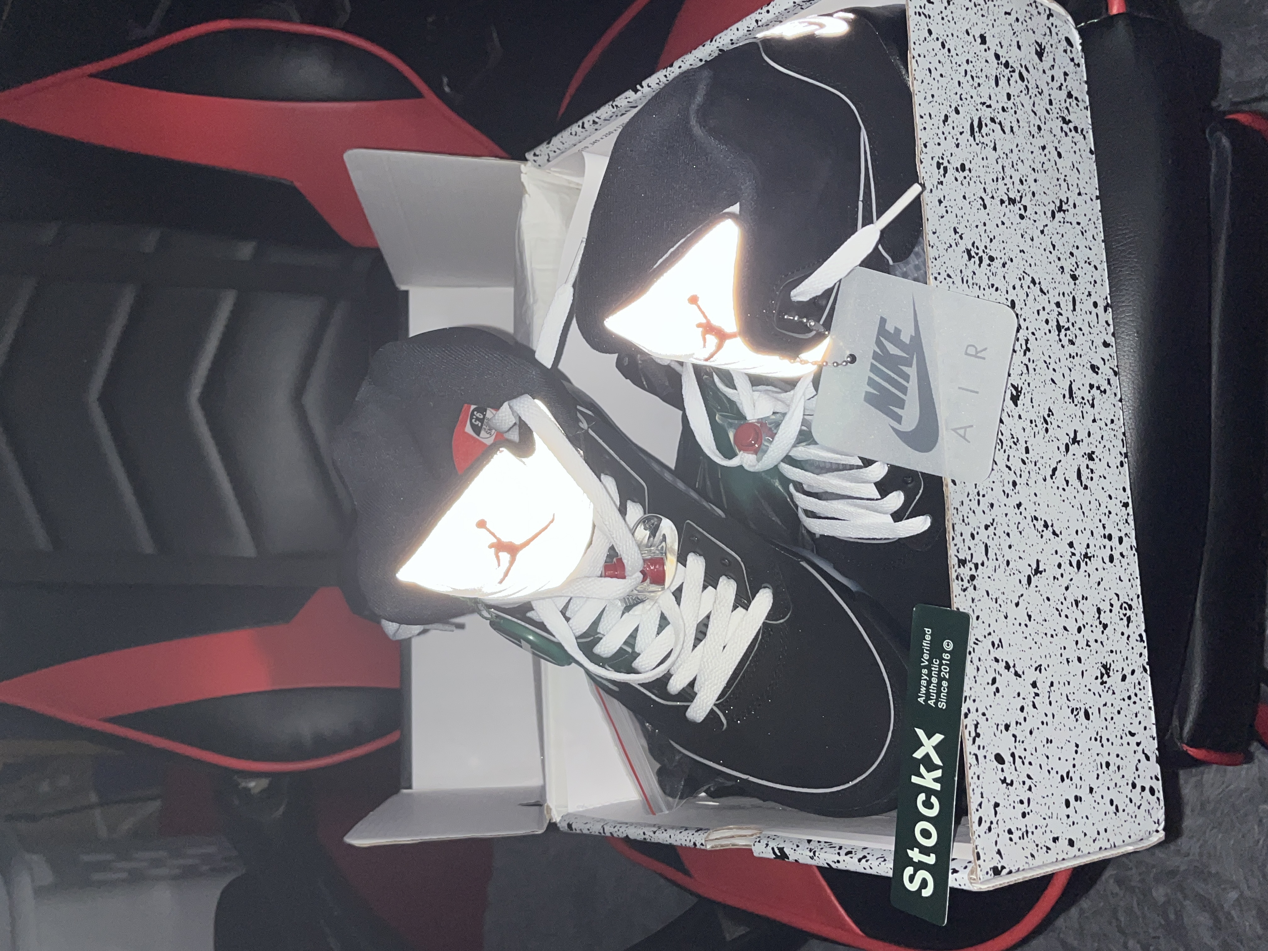 Air Jordan 5“Black Metallic Reimagined" HF3975-001 review Marcel Chambers 01