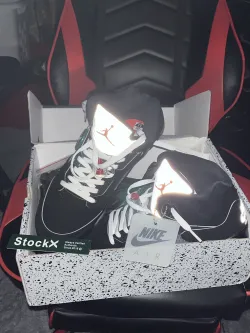 Air Jordan 5“Black Metallic Reimagined" HF3975-001 review Marcel Chambers 02