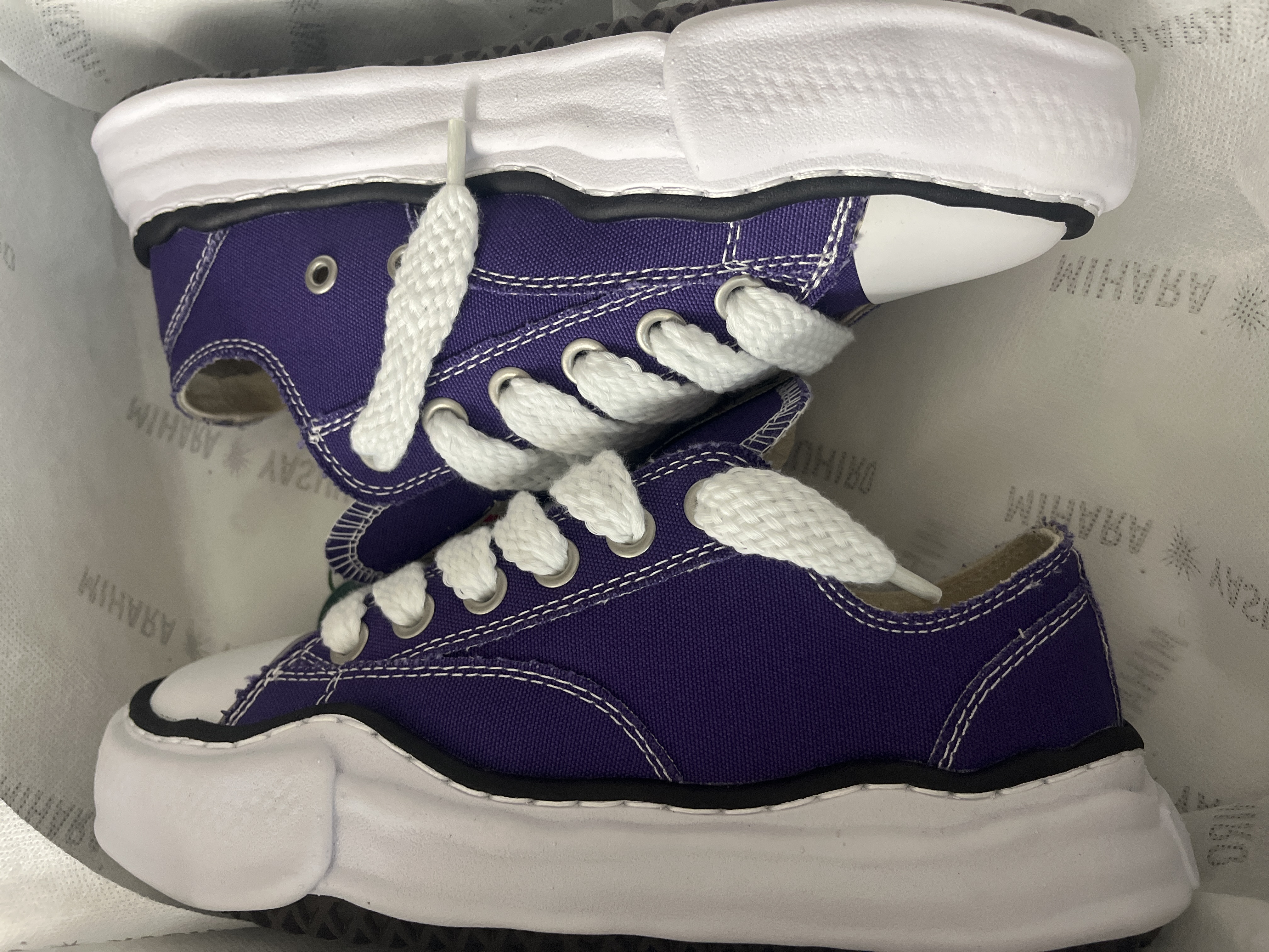 Mihara Yasuhiro White Purple  NO.724 review 0