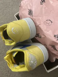 Travis Scott x Air Jordan 1 Low OG 'Canary' DZ4137-700 review 3