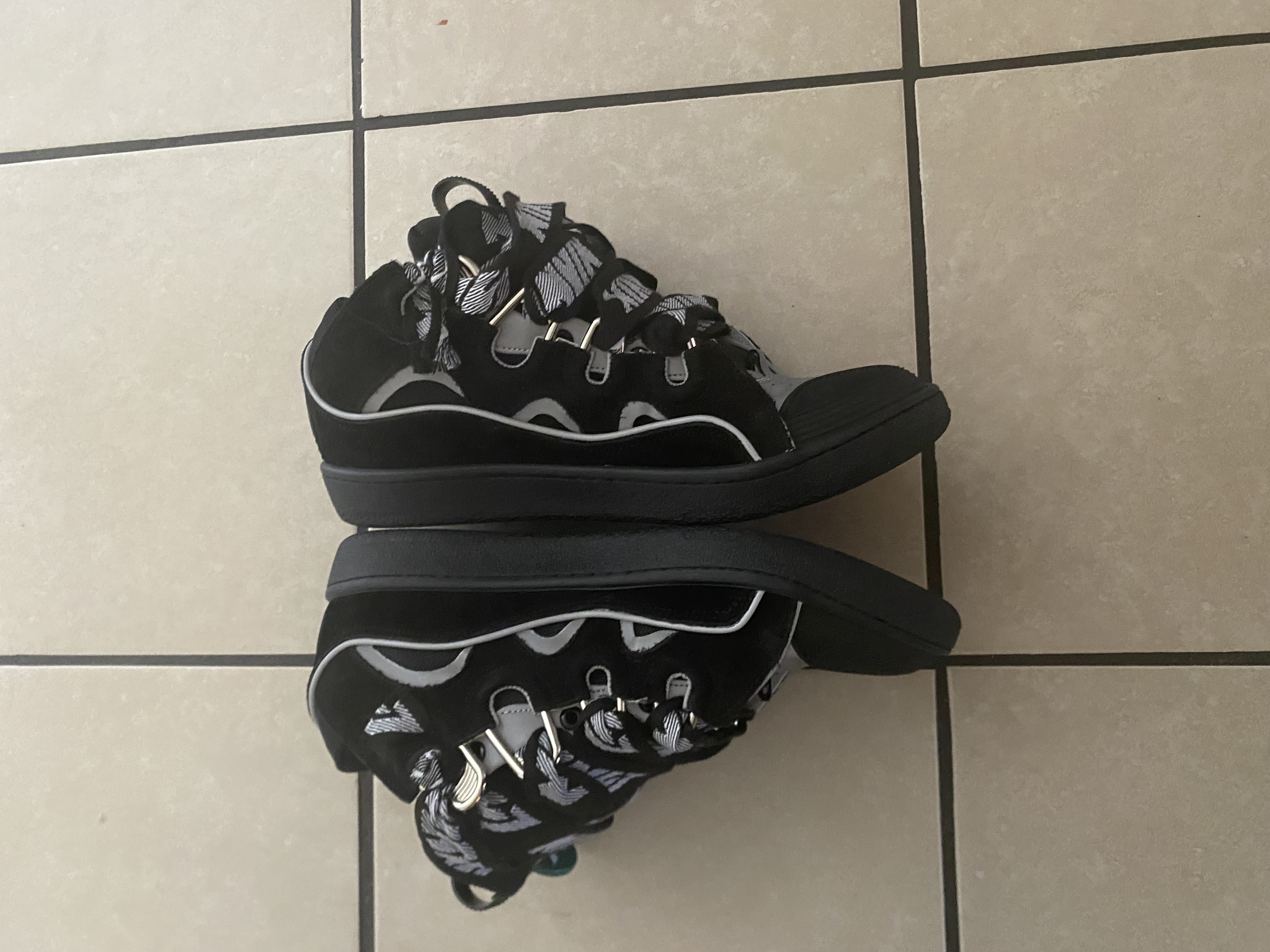 Lanvin Leather Curb Triple Black Sliver review Jr 01