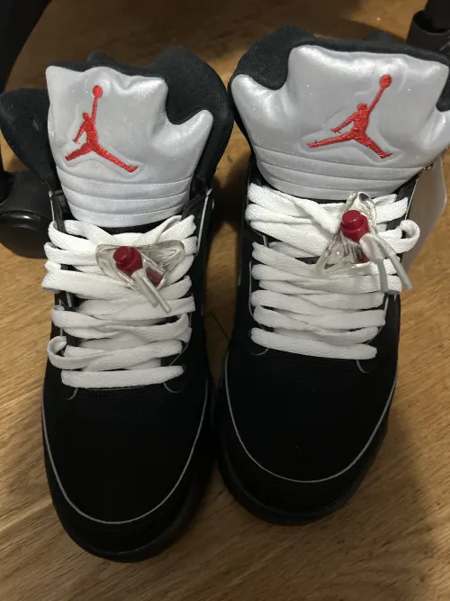 Air Jordan 5 Black Metallic Reimagined HF3975-001 review 