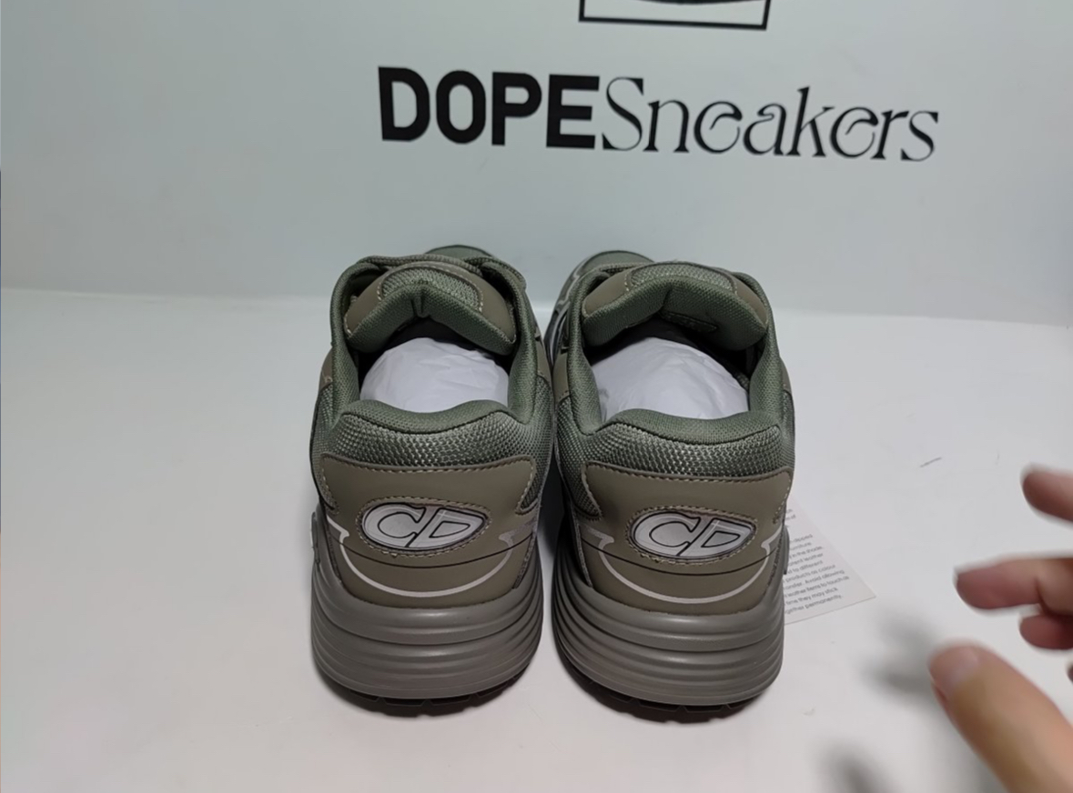 Dior B30 Low Top Olive 3SN279ZRD_H680 review diene 02