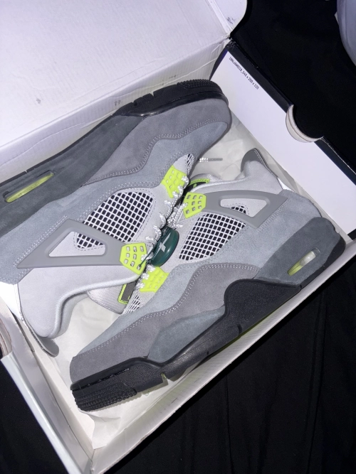 Air Jordan 4 Retro SE“Neon” CT5342-007 review 