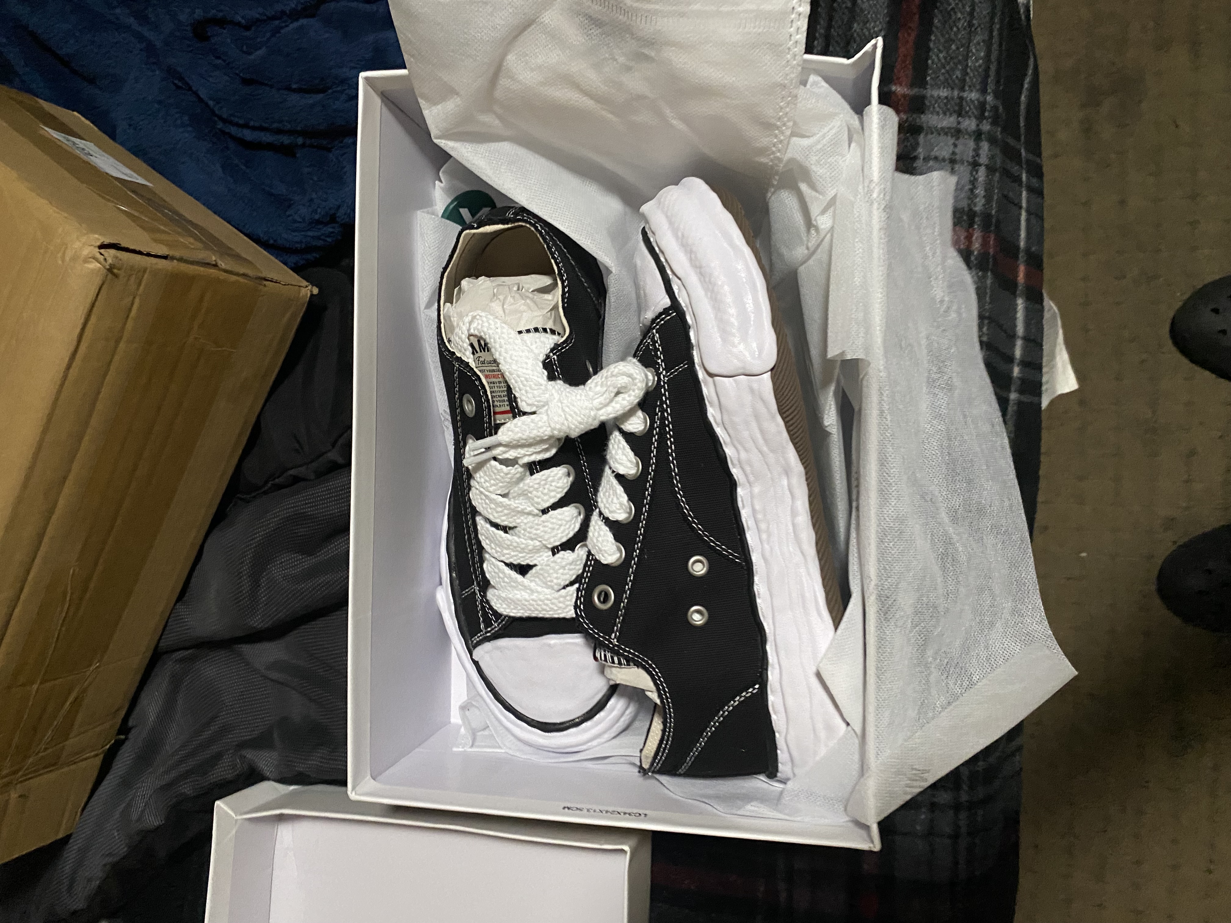 MIHARA YASUHIRO OG Sole Black White NO.801 review 2