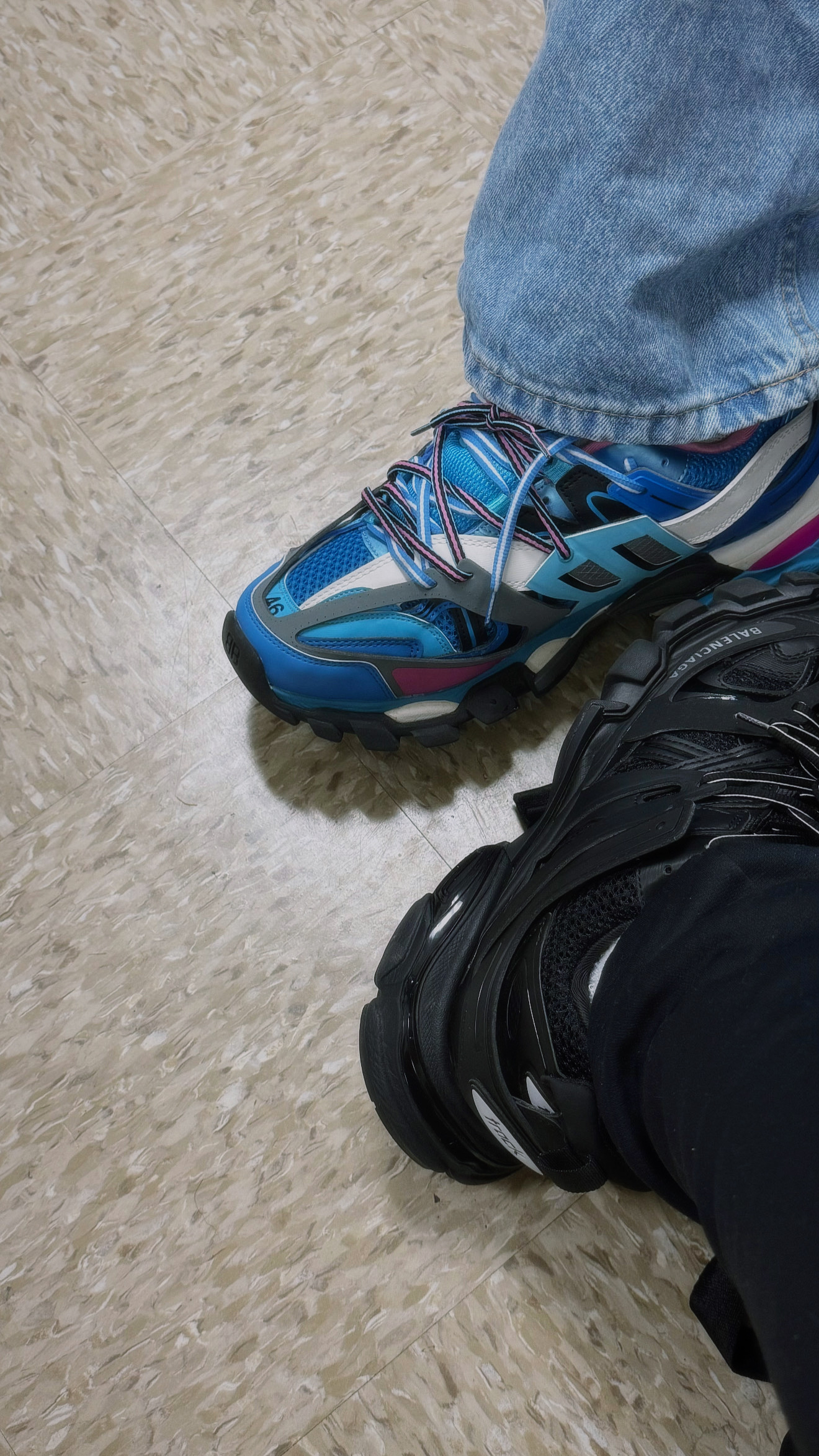 Balenciaga Track  Black 542436 W1GB1 1000 review jayden 02