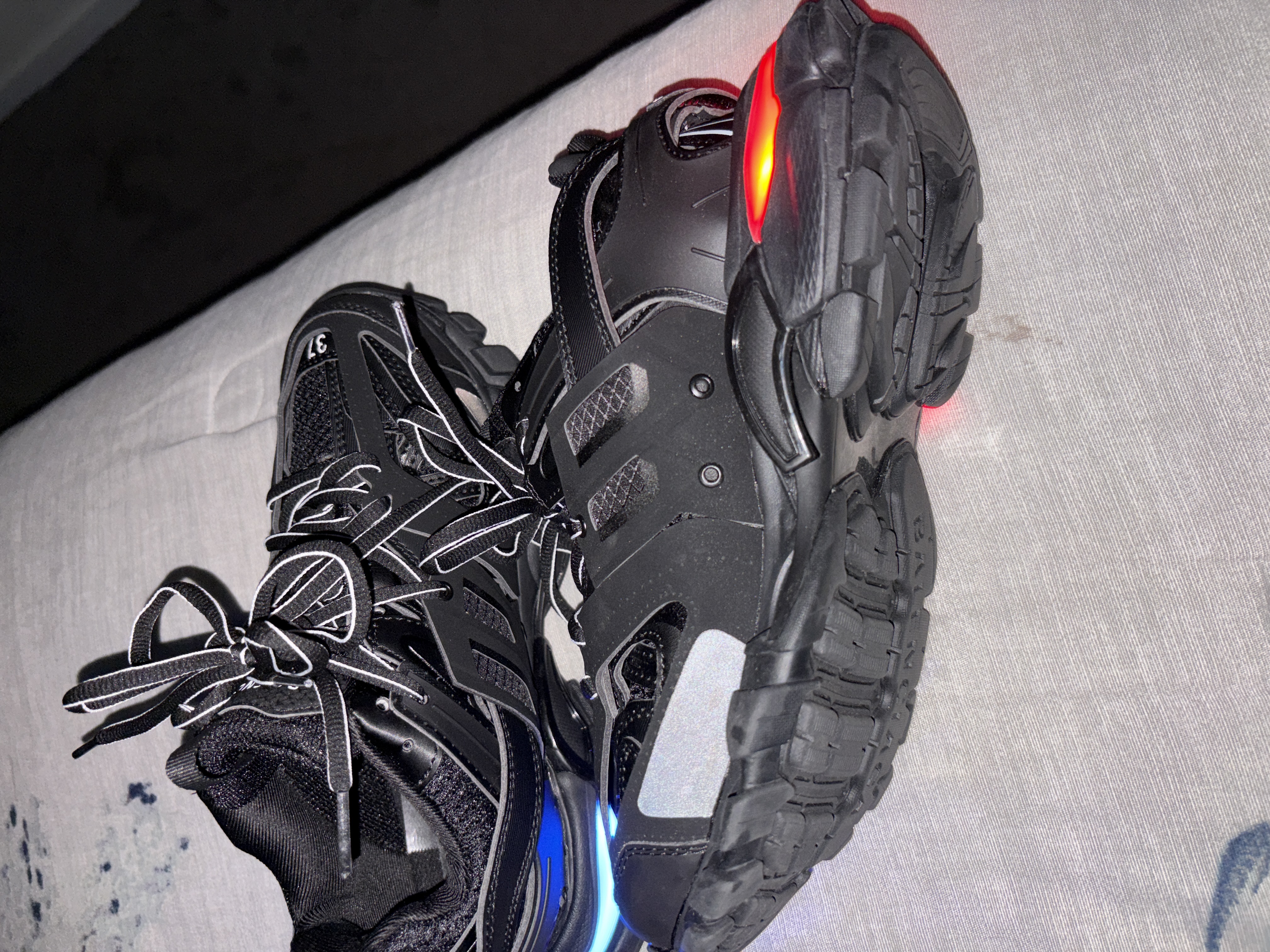 Balenciaga Track LED Black 555032 W1GB7 1000  review mike 01