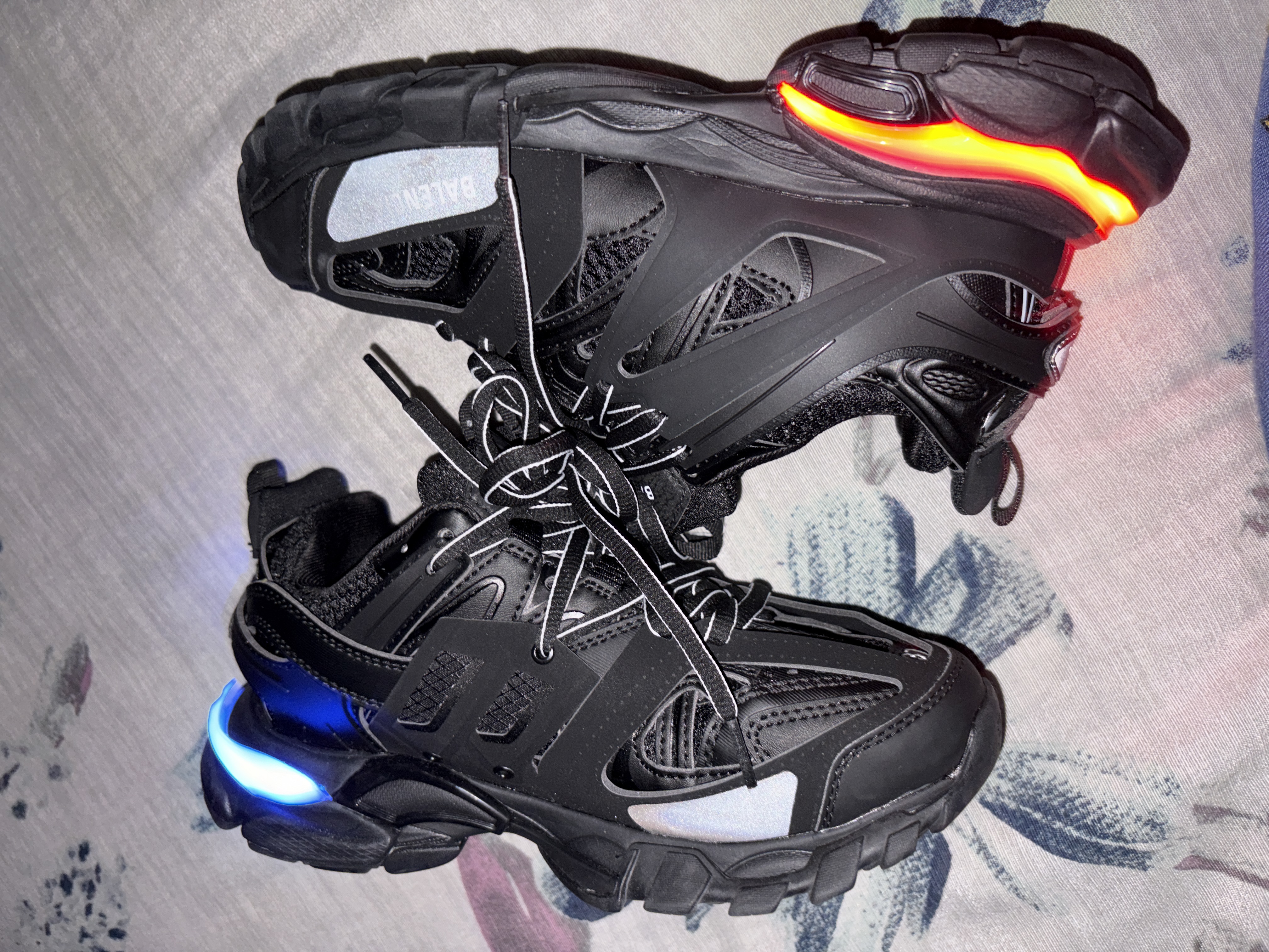 Balenciaga Track LED Black 555032 W1GB7 1000  review mike 02