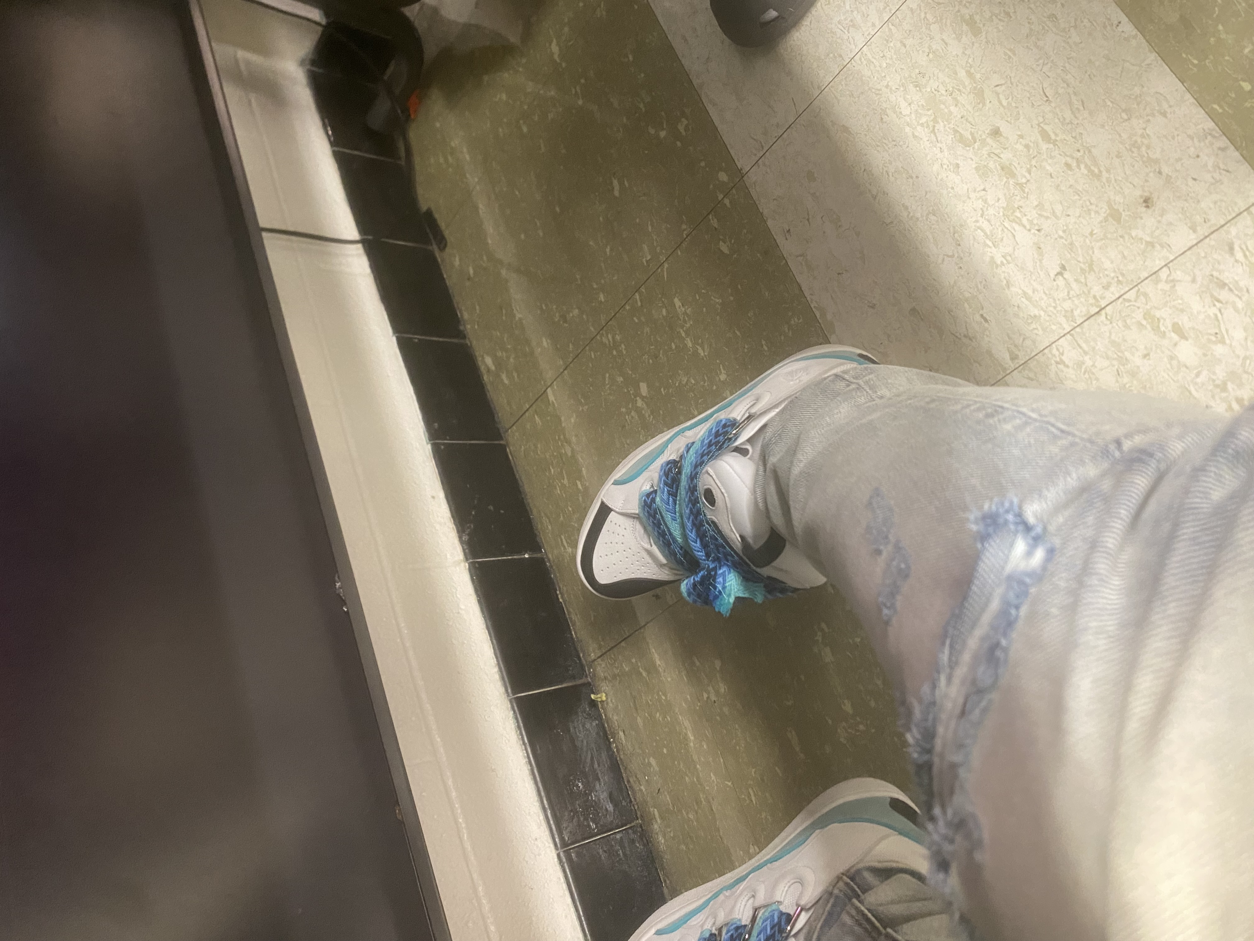 Lanvin Leather Curb White Blue review Railen Miles 00