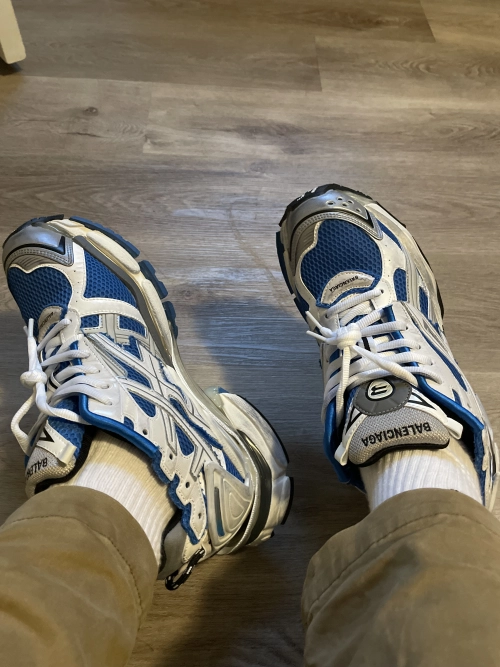 Balenciaga Runner White Blue review 