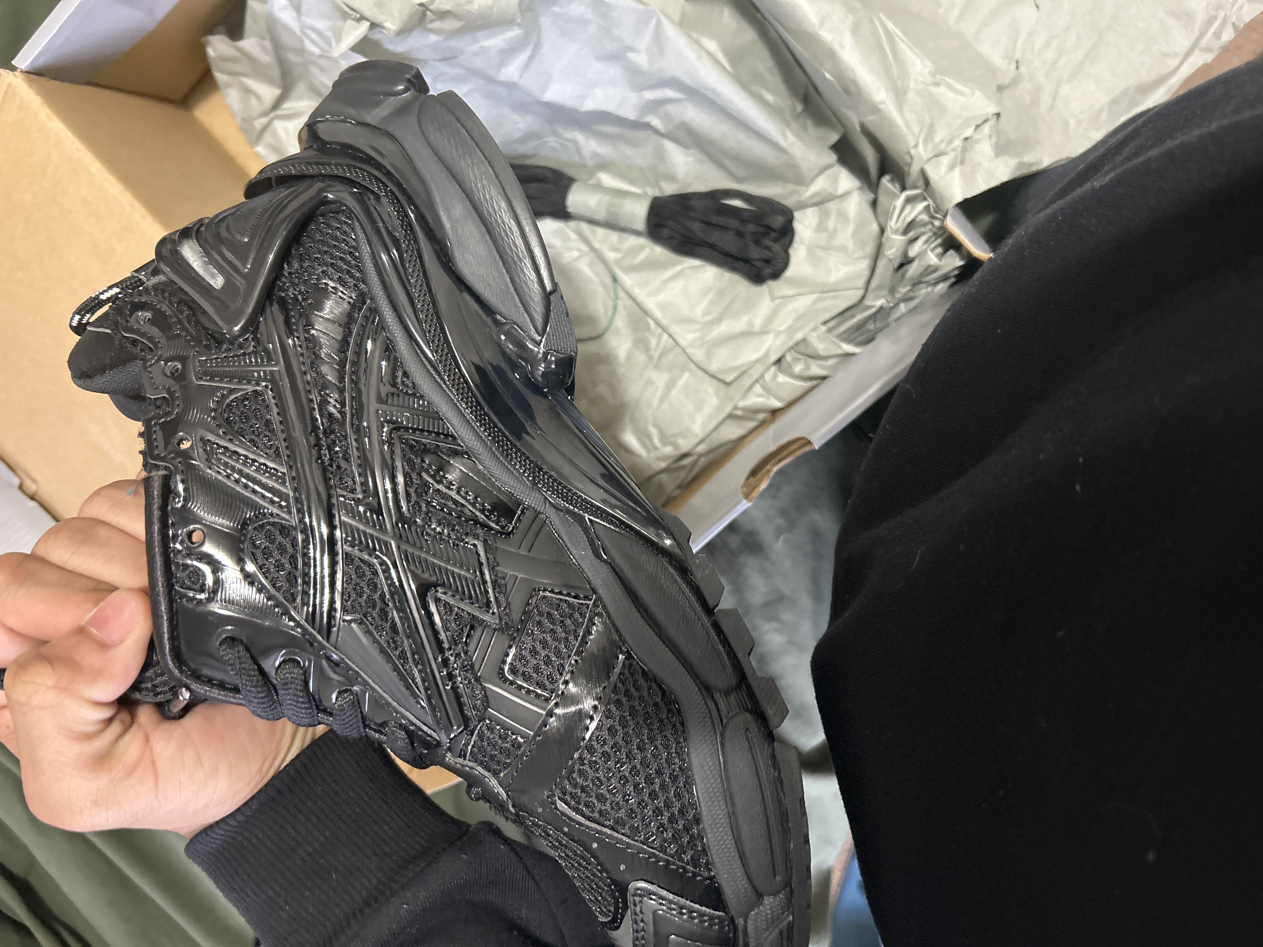 Balenciaga Runner Black 656065W3RA11000 review stefan 03