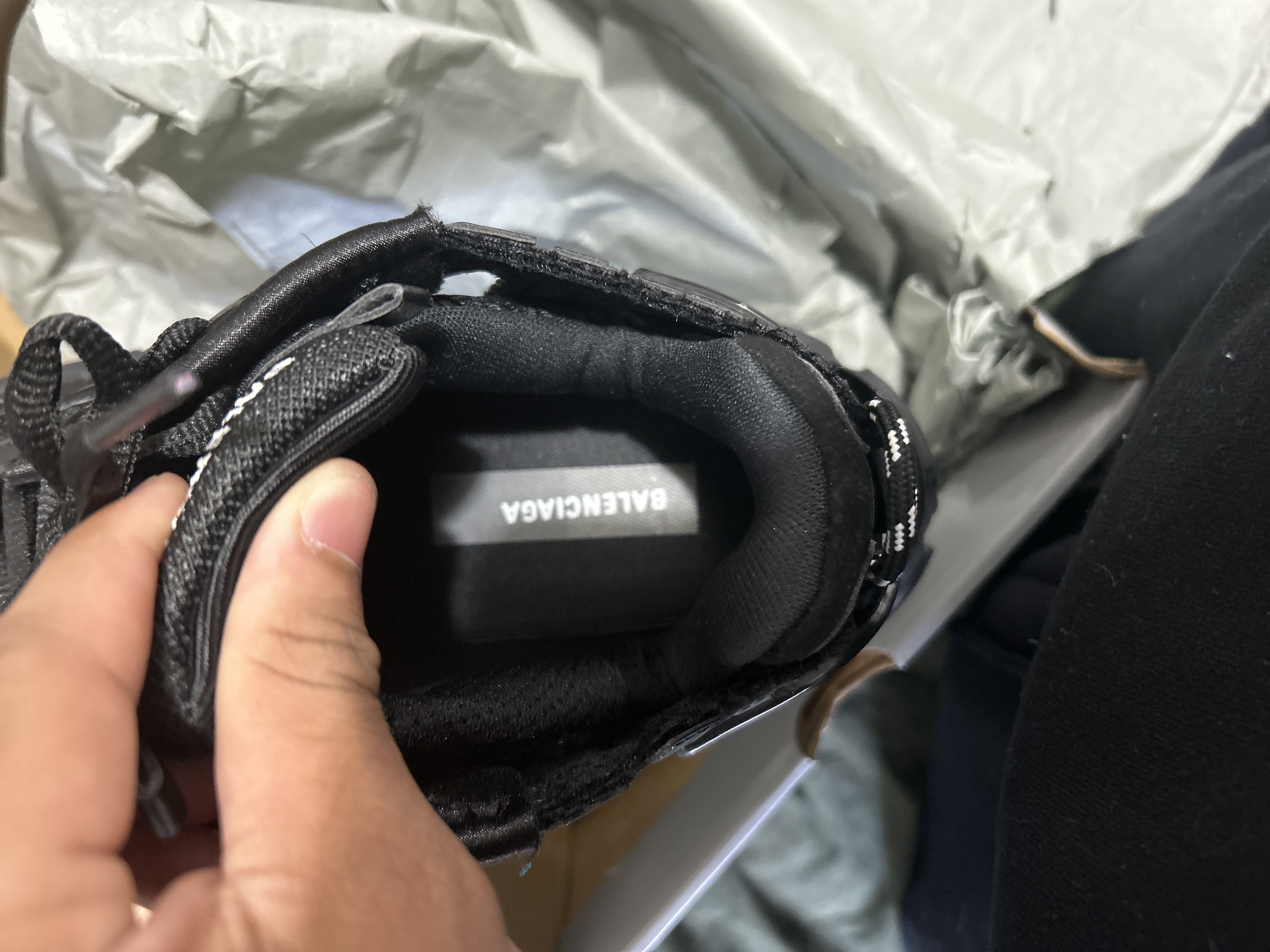 Balenciaga Runner Black 656065W3RA11000 review stefan 04