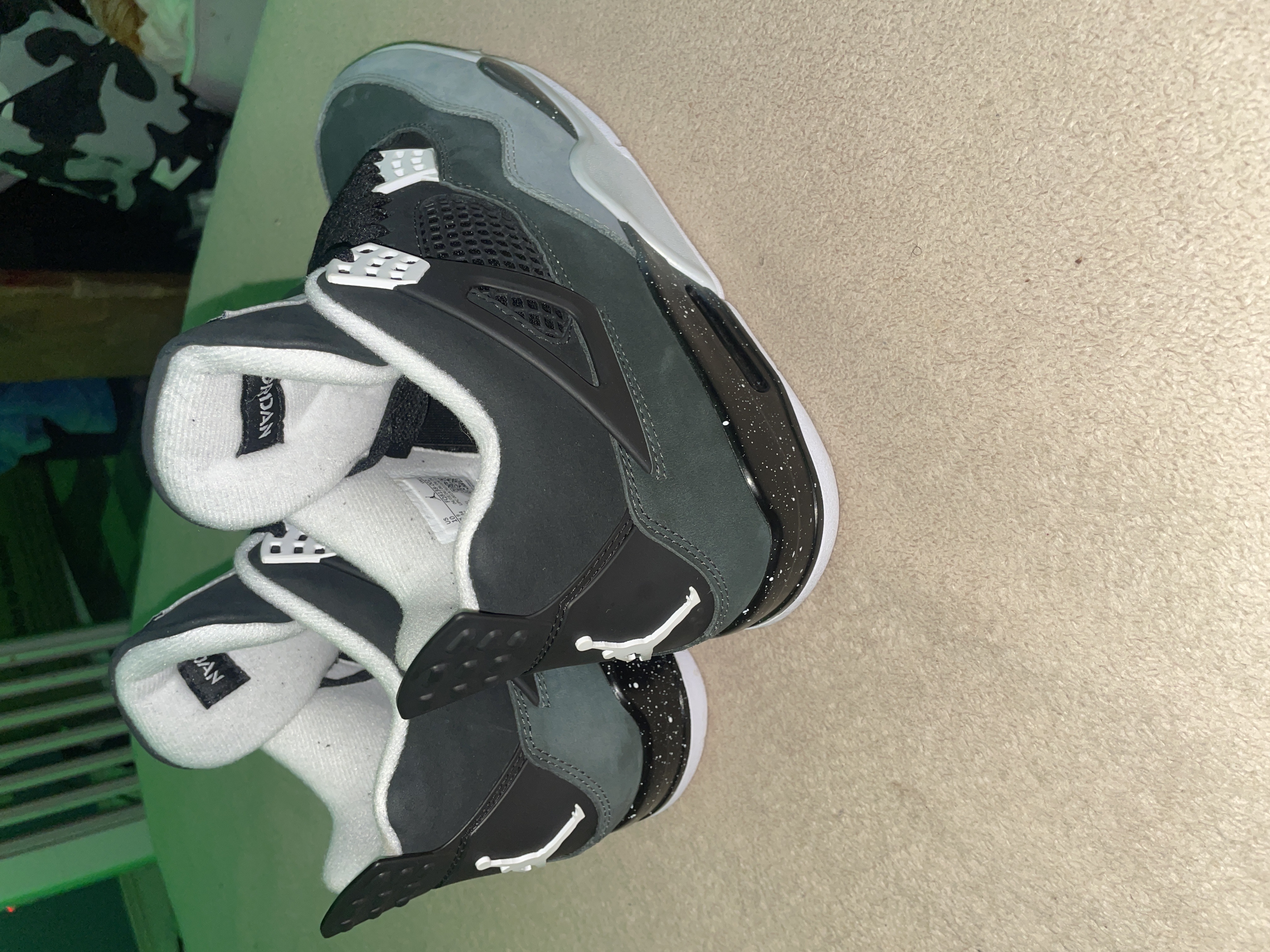  Air Jordan 4 “Fear”  FQ8138-002 review 1