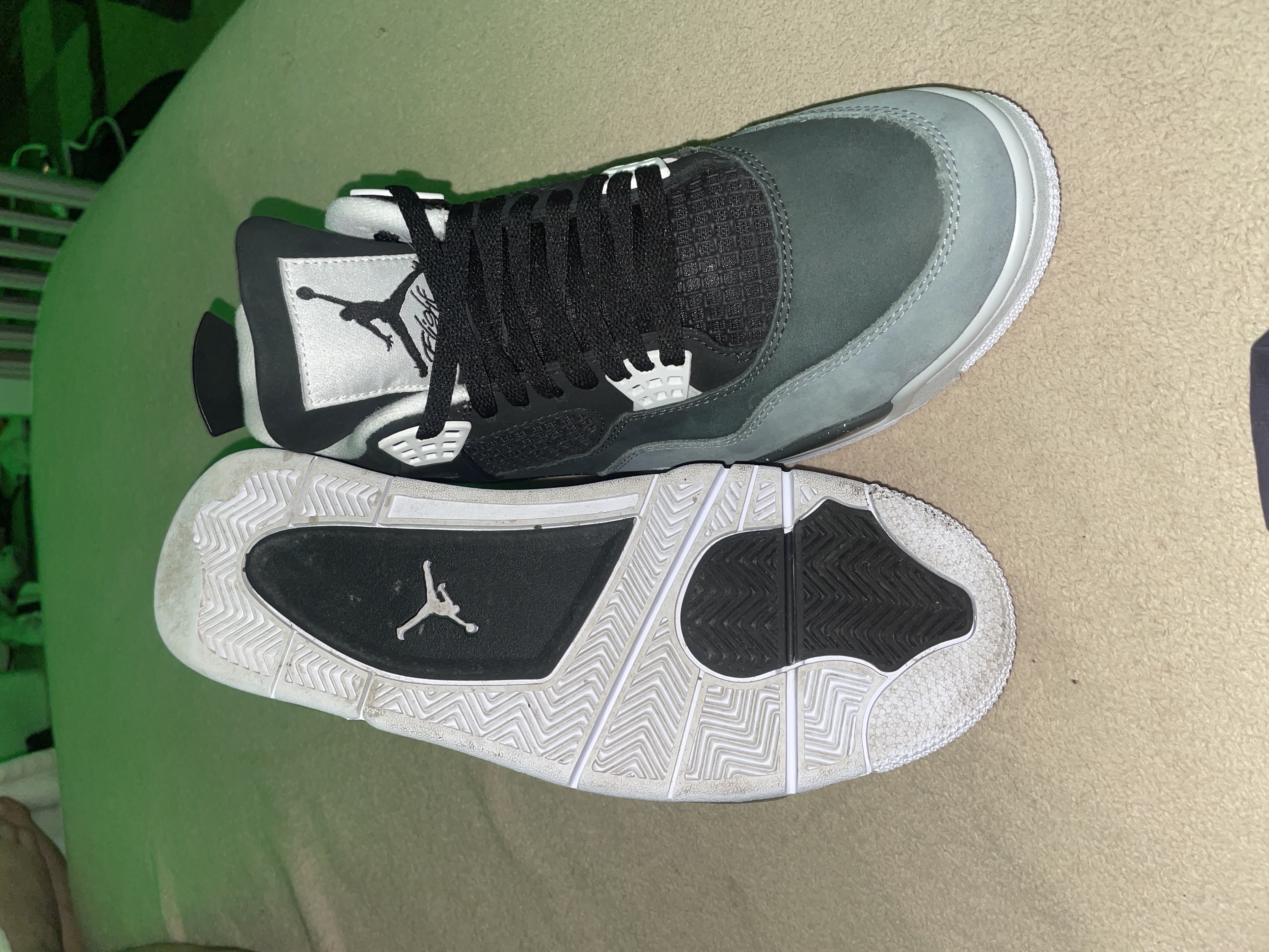  Air Jordan 4 “Fear”  FQ8138-002 review 3
