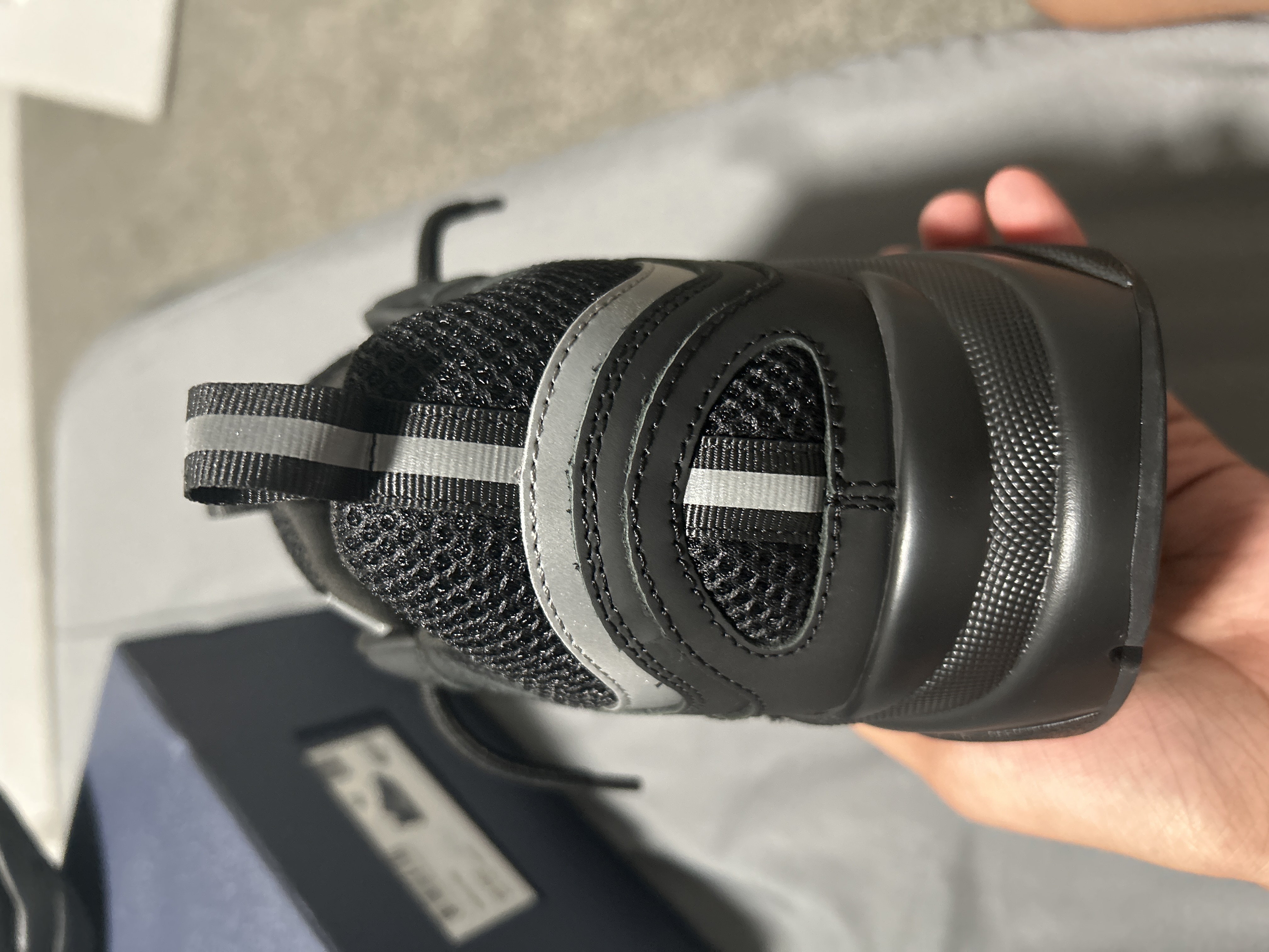 Dior B22 Black Silver 3SN231ZNG_H969  review 3