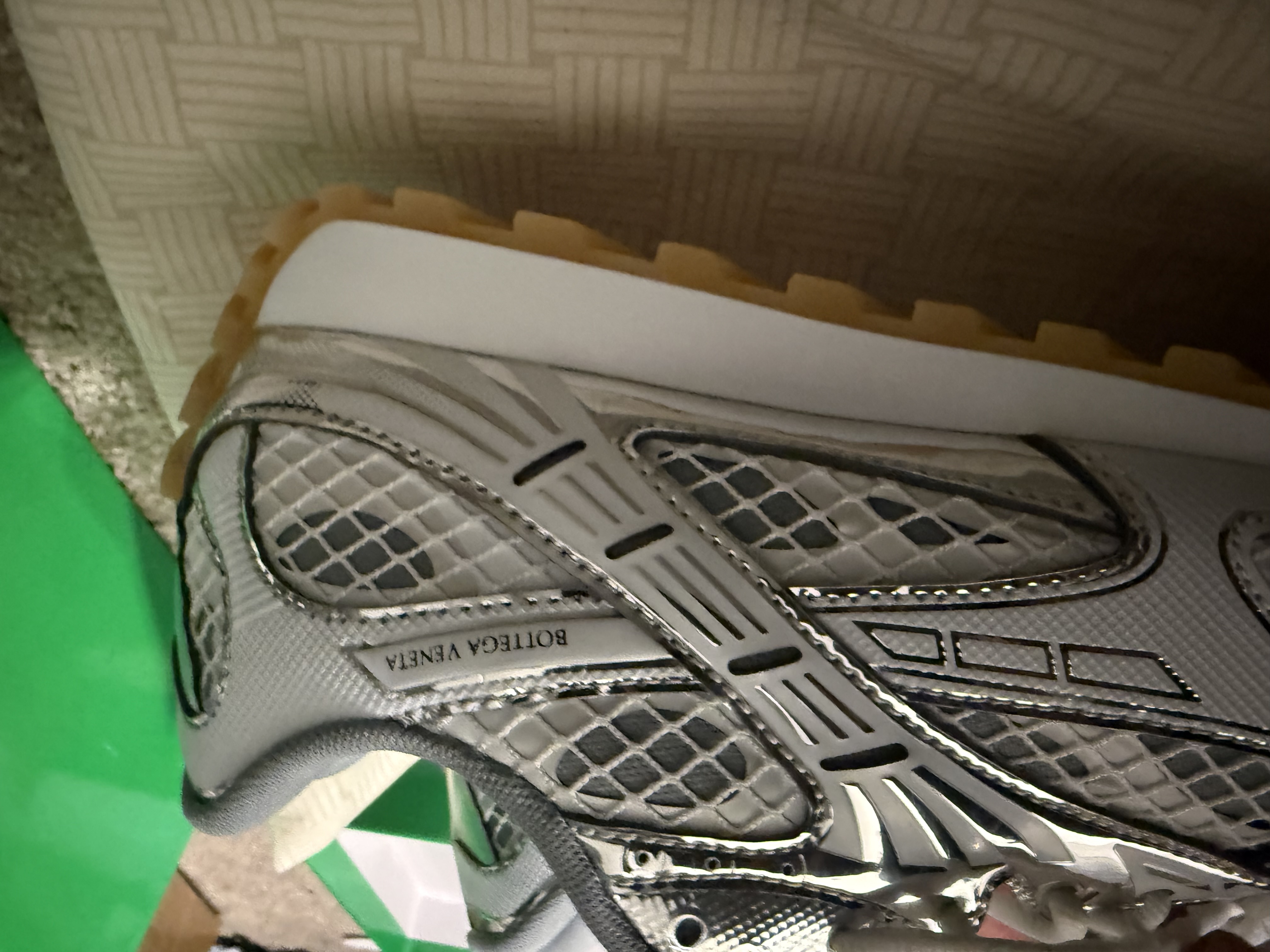 Bottega Veneta Orbit Silver  Reps review 0