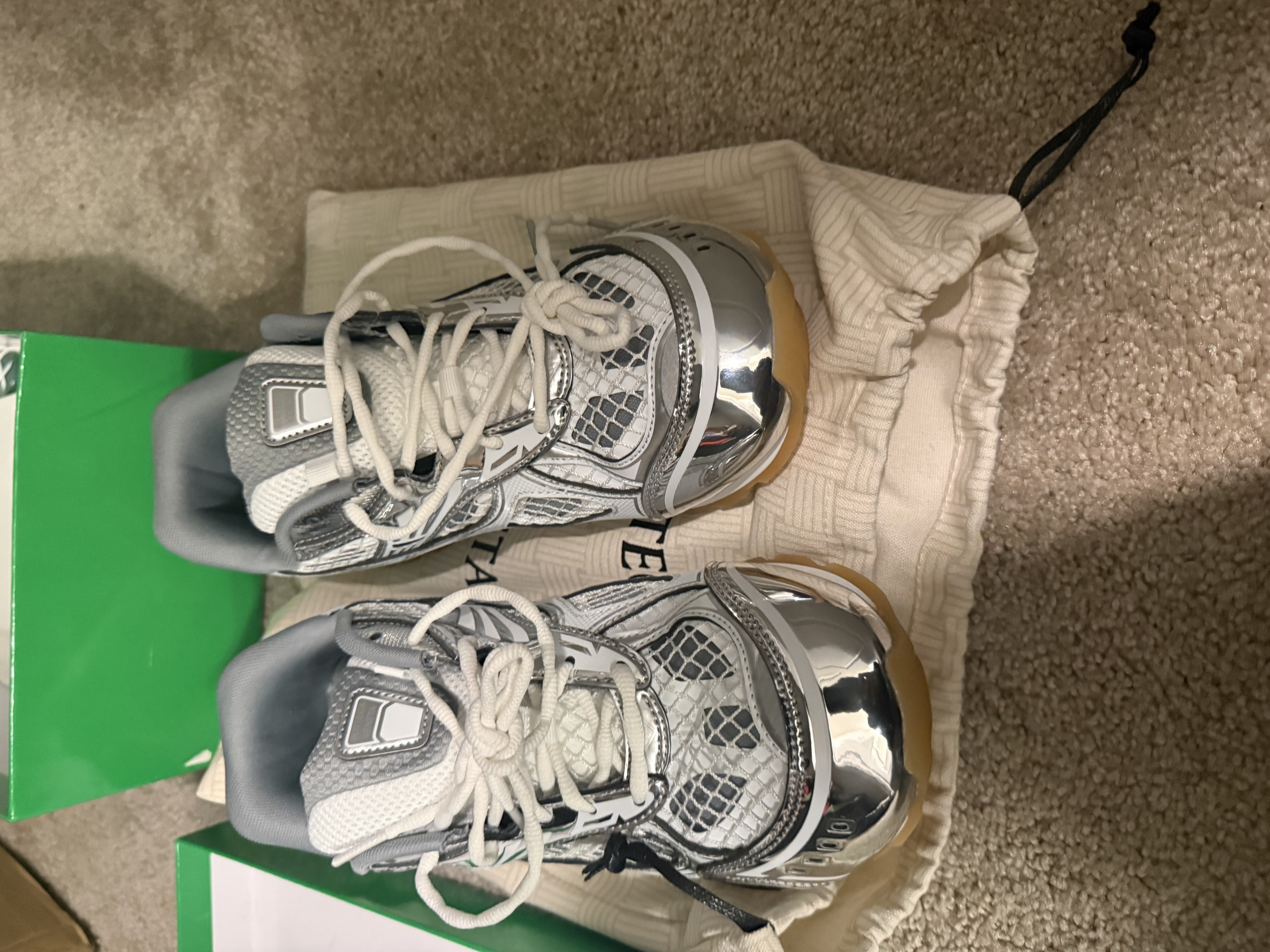 Bottega Veneta Orbit Silver  Reps review 4