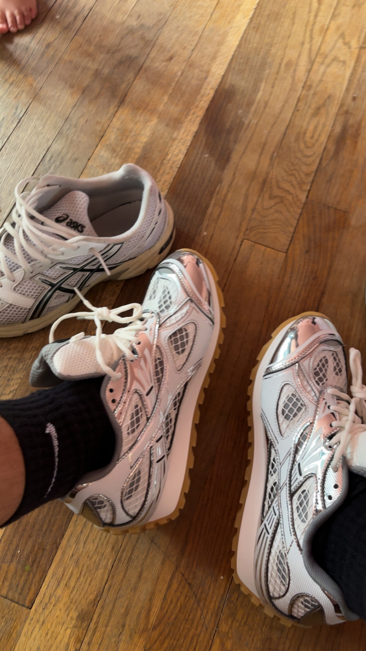 Bottega Veneta Orbit Silver  Reps review 2