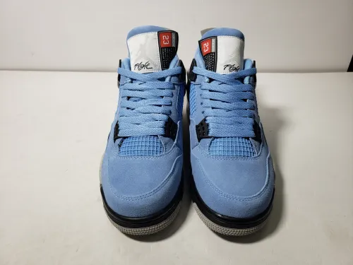 Dopesneakers--QC---CT8527-400 Air Jordan 4 SE University Blue