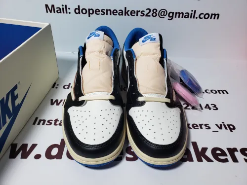 Dopesneakers QC Pictures |FAKE Travis Scott x Fragment Design x Air Jordan 1 Low DM7866-140