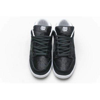 LJR Dunk SB Low Medicom Toy (2020), CZ5127-001 02