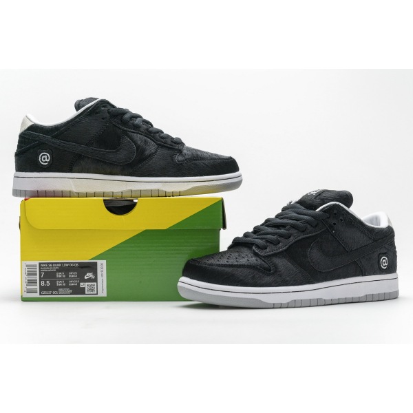 PKGoden Dunk SB Low Medicom Toy (2020), CZ5127-001